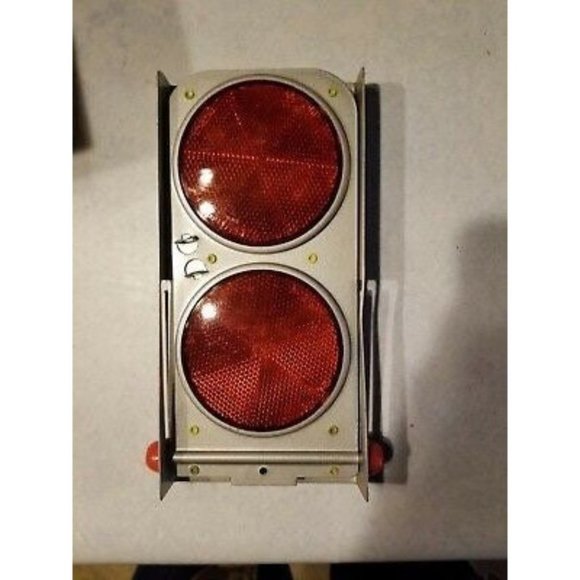 ARROW-Safety-Device-Reflect-O-Flare-Model-177- SET OF 3 Reflectors Without Flags - Picture 6 of 10